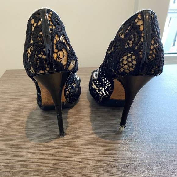 Jimmy Choo lace peep toe - Picture 2 of 4